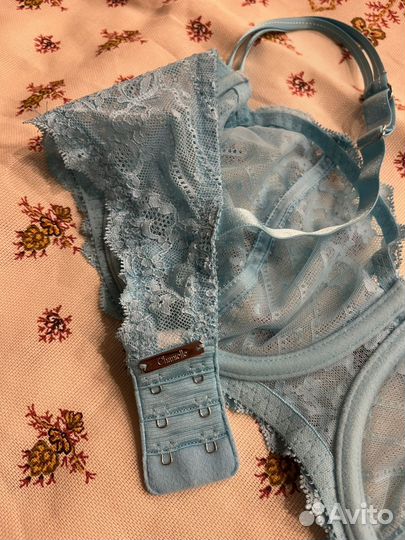 Бюстгальтер chantelle 85E Франция