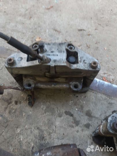 Суппорта вольво хс90