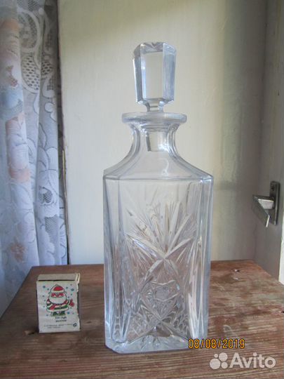 Вазы хрустальные с крышками кувшины, графины Чехия