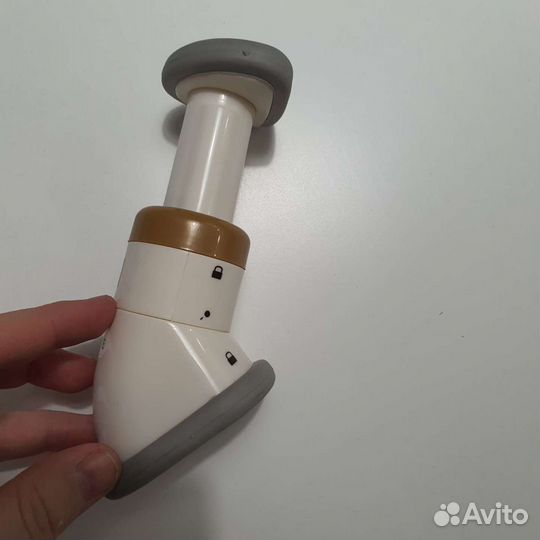 Тренажер для подбородка