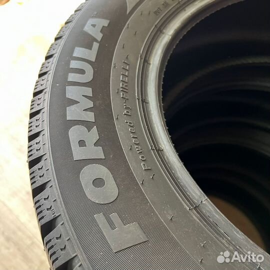 Pirelli Formula Ice 225/65 R17