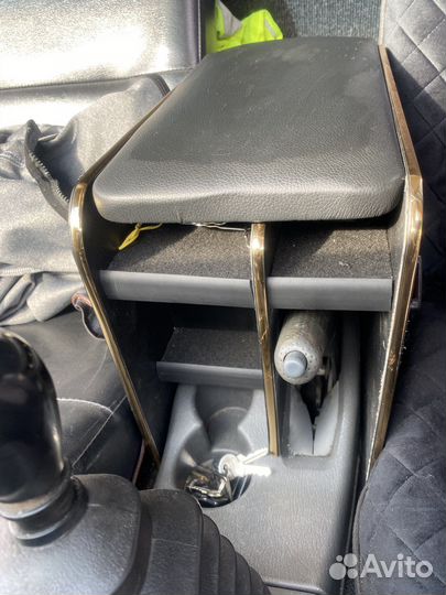 Подлокотник бар на hd 78