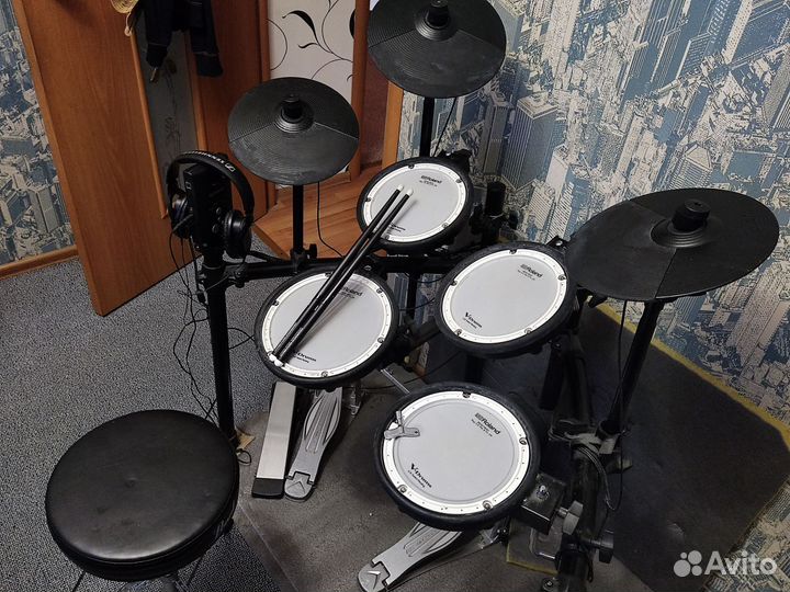 Электронная ударная установка Roland TD1-DMK