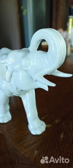 Слон фарфоровый,статуэтка.лфз