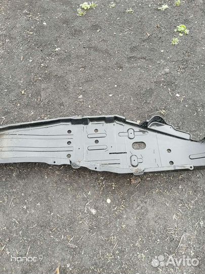 Защита бака плостмасс на митсубиси Паджеро 4