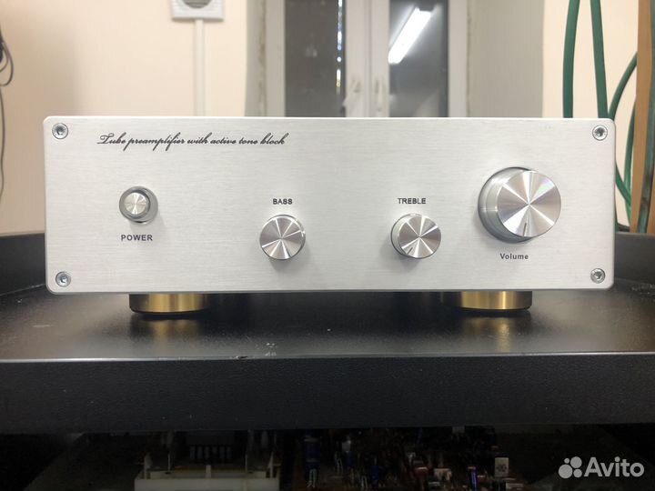 Пред. усилитель с активным тембр блоком