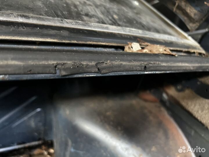 Уплотнитель багажника bmw 7 e23