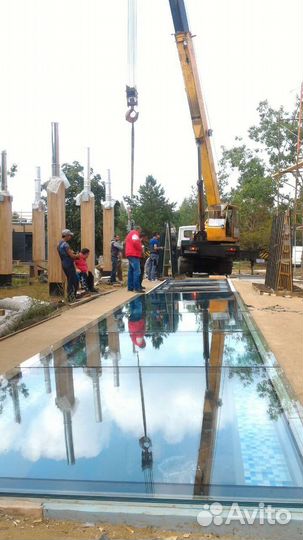 Стеклянный пол