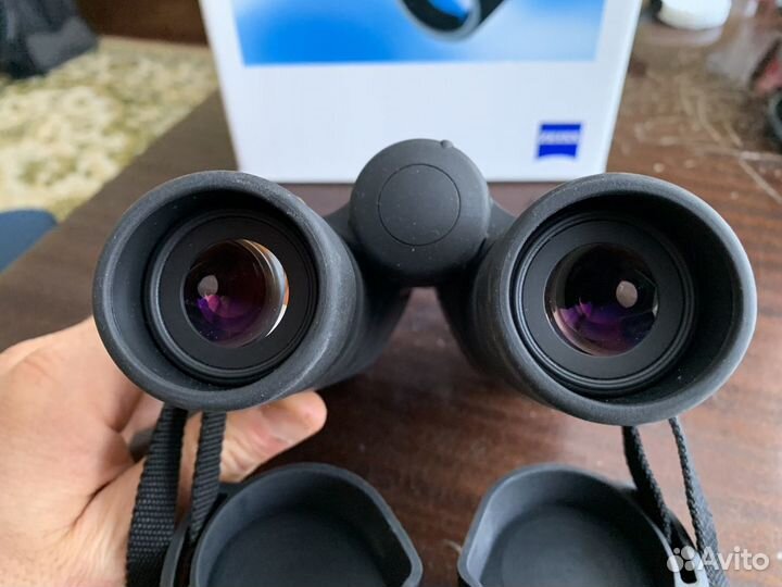 Бинокль carl zeiss victory 10x40 B T* P*