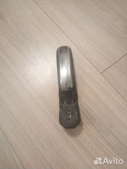 Тормоз для трюкового самоката