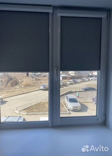 Рулонные шторы блэкаут в коробе J4419