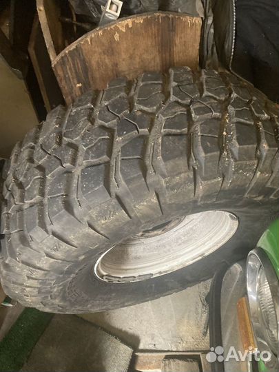 Bfgoodrich Mud-Terrain T/A KM2 35/12.5 R15