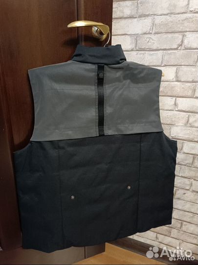 Жилетка Nike tech pach