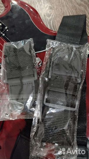 Аксессуары для гитар (тюнеры, ремни, каподастры)