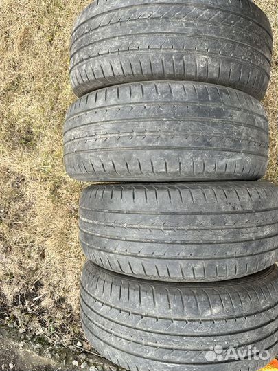 Goodyear EfficientGrip 215/55 R16 93H