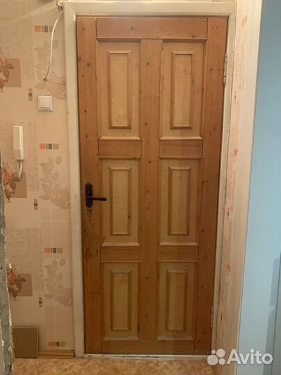 Дверь входная деревянная бу