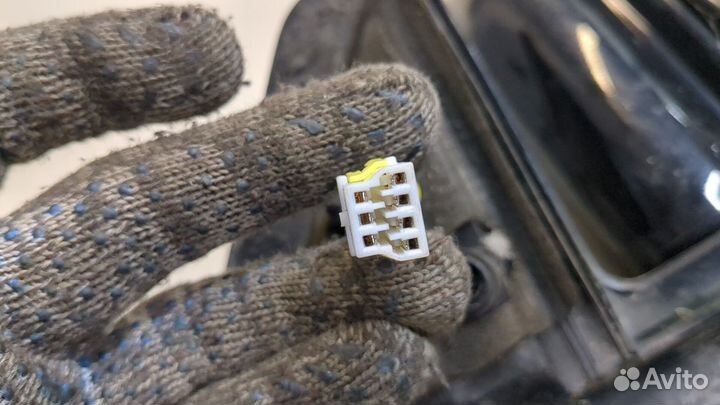 Зеркало боковое правое Mitsubishi Montero Sport / Pajero Sport, 2004