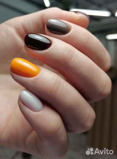 Мастер маникюра и педикюра