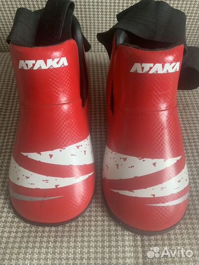 Футы для тхэквондо красные атака