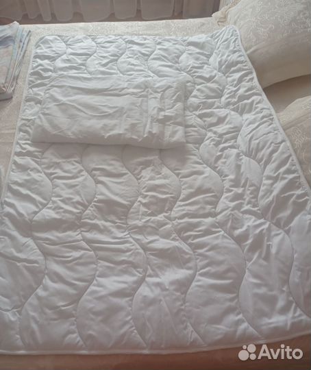 Детское одеяло и подушка