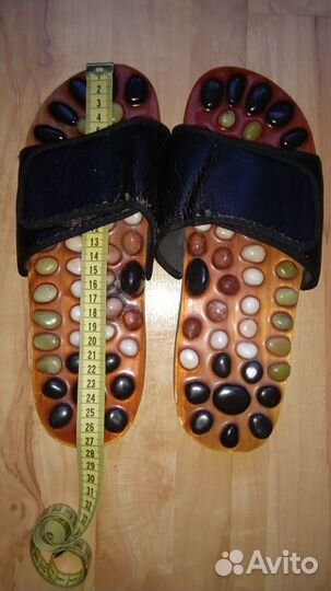 Массажные тапочки с нефритами casada