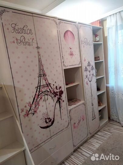 Мебель для детской комнаты (для 2 девочек)