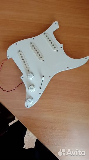 Пикгард Stratocaster в сборе
