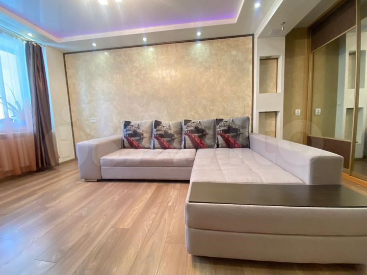 2-к. квартира, 46 м², 1/9 эт.