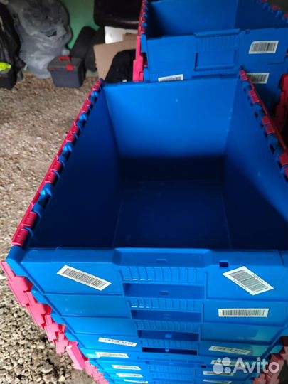 Ящик пластиковый с крышкой