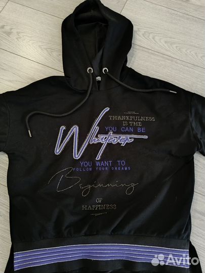 Спортивный костюм женский