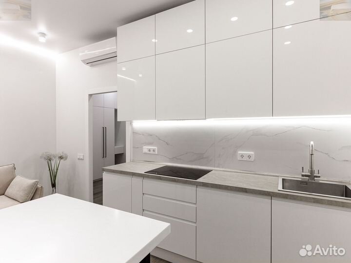 Кухня с доставкой Угловая Белая