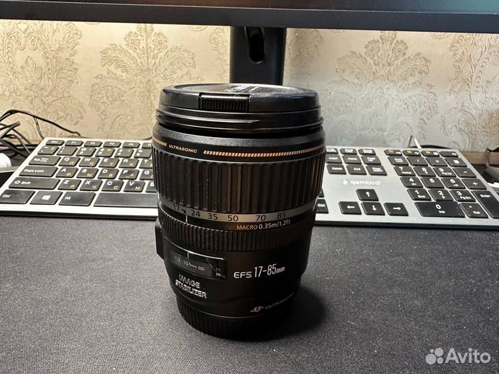Объектив Canon EF-S 17-85mm f/4-5.6 IS USM