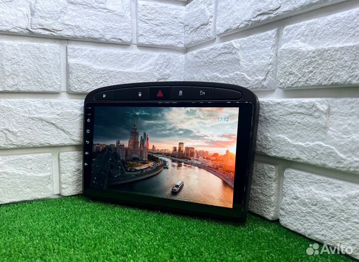 Штатная магнитола Teyes CC3 Peugeot 308