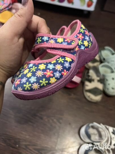 Обувь для девочки пакетом 21-23