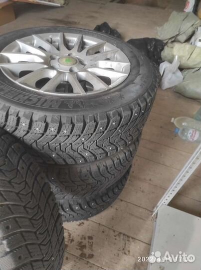 R14 Trail A/P All Season 185/60, PCD 5x100 DIA 57.1