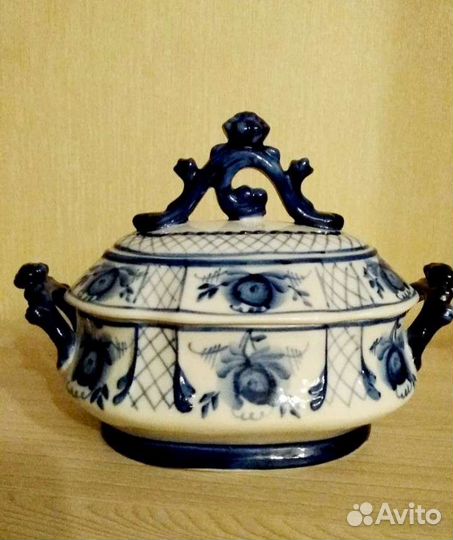 Гжель Сахарница-конфетница