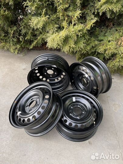 Диски r15 6j 5x114.3 et46 dia 67.1 (4 шт)