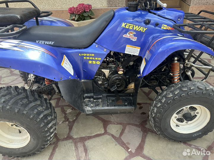 Продаю квадроцикл