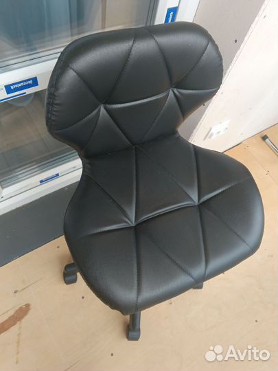 Косметологическое кресло