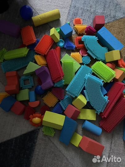 Игрушки для мальчика