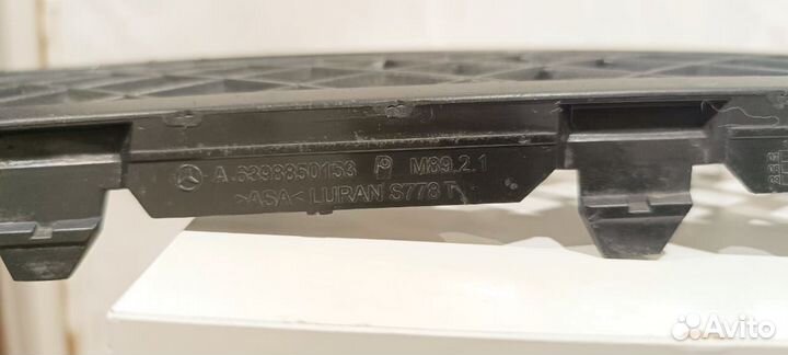 Решетка в капот Mercedes-Benz V -Class W639