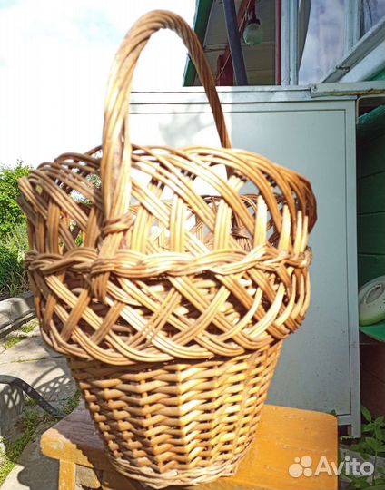 Корзина плетеная большая