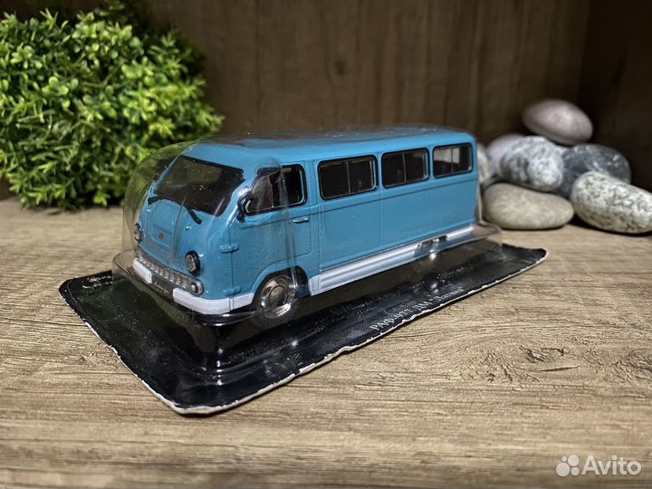 Модель автомобиля раф-977