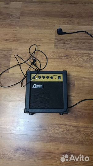 Гитарный комбоусилитель