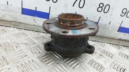 Ступица задняя правая volvo V60 1 (3UK20NY01)