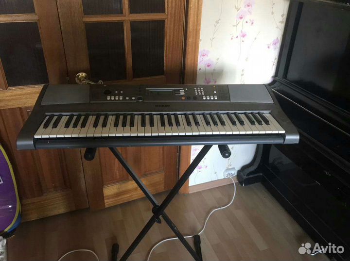 Синтезатор yamaha PSR-R300 portatone