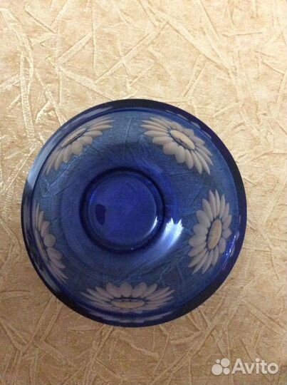 Ваза фруктовница на ножке