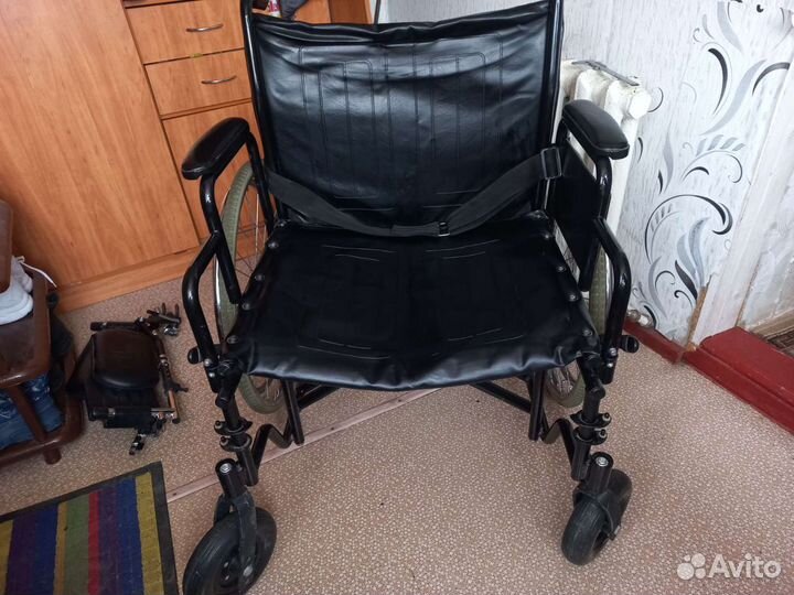 Коляска инвалидная