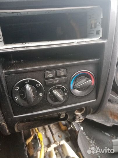 Блок управления печки Hyundai Elantra 3