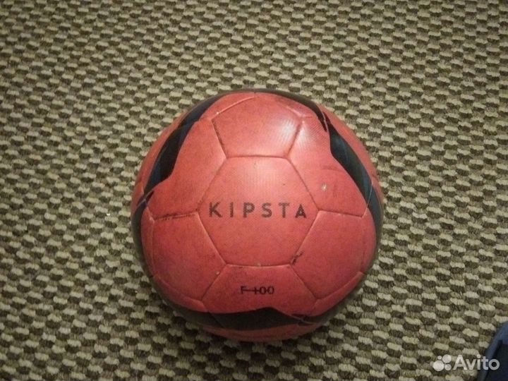 Футбольный мяч kipsta